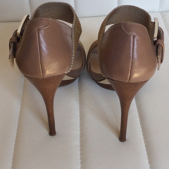 EUC Michael Kors 8M Tan with Gold and Silver Leather Upper Shoes Heels - Picture 2 of 16